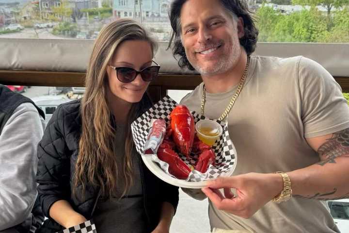 'Magic Mike' Star Manganiello Pops Up In Maine on Peaks Island