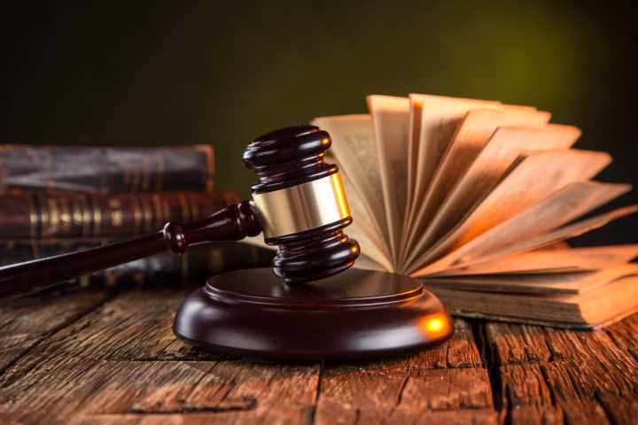 Man arrested in road rage incident involving hatchet