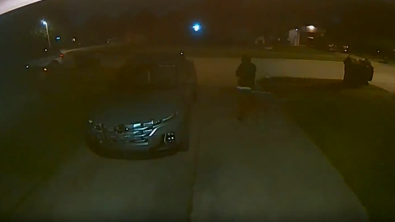 2 arrested in Moore after thefts from parked cars