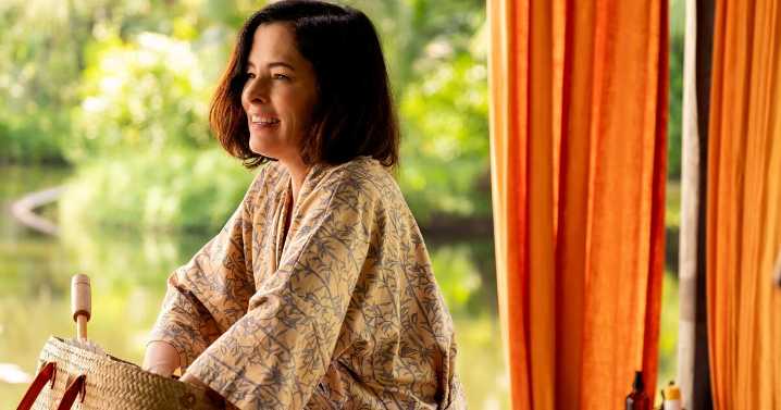 How HBO keeps 'The White Lotus' on our minds