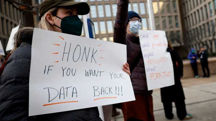 DOGE’s data efforts threaten future U.S. data, experts warn : NPR