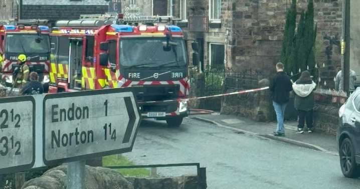 Live updates as smoke pours out of North Staffordshire chippy and road shut 