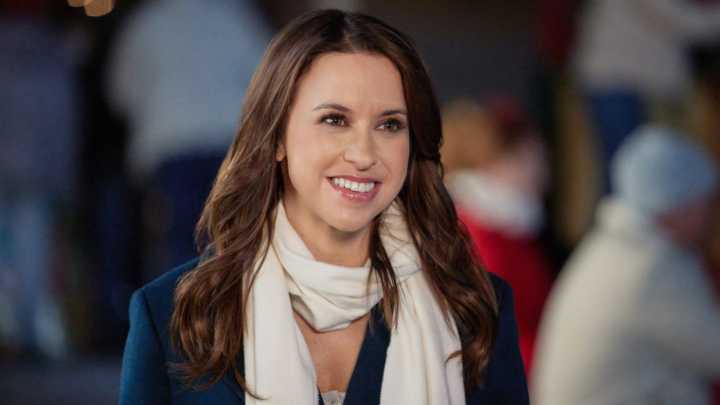 Lacey Chabert's Newest Hallmark Holiday Movie Has Been Announced, And I'm Pumped It's Not Going The Christmas Route