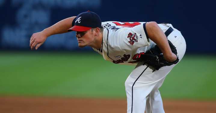 Atlanta Braves call up Craig Kimbrel after bullpen implodes