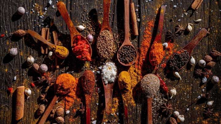 17 Spices Every Beginner Chef Should Stock Up On