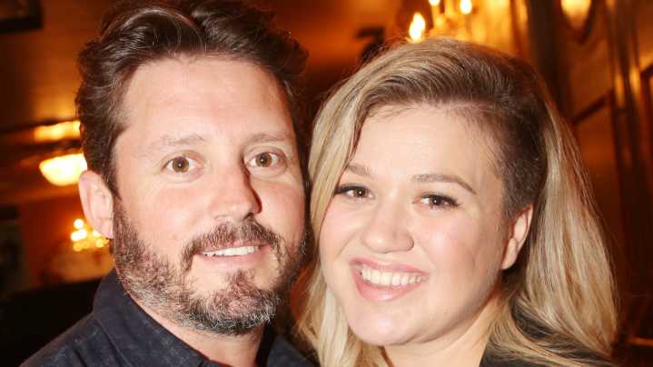 Kelly Clarkson's Divorce Sparked A Nasty Legal Battle With Her Ex Brandon Blackstock