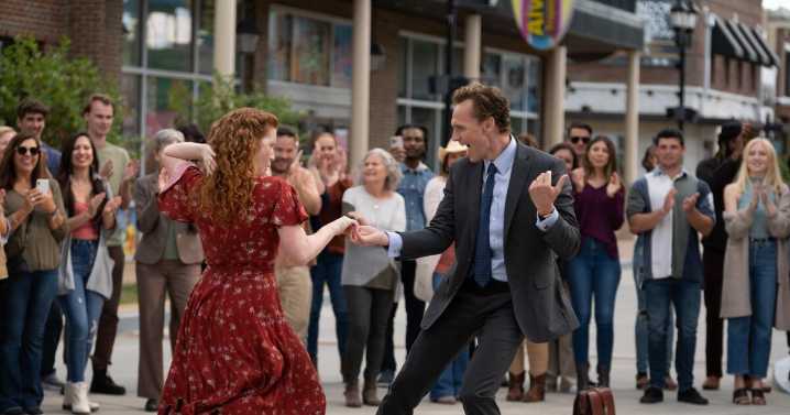 Review: 'The Life of Chuck' is an apocalyptic, soul-seeking puzzle that's missing a few pieces