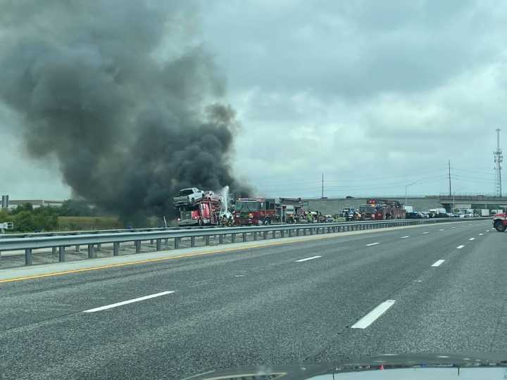 Fatal Semi Crash Shuts Down I-69 in Fishers; One Confirmed Dead