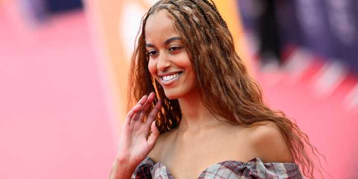 Malia Obama: Biography, Former First Daughter, Filmmaker