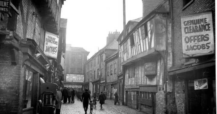 Photos: A look back at a Coventry street demolished almost a century ago