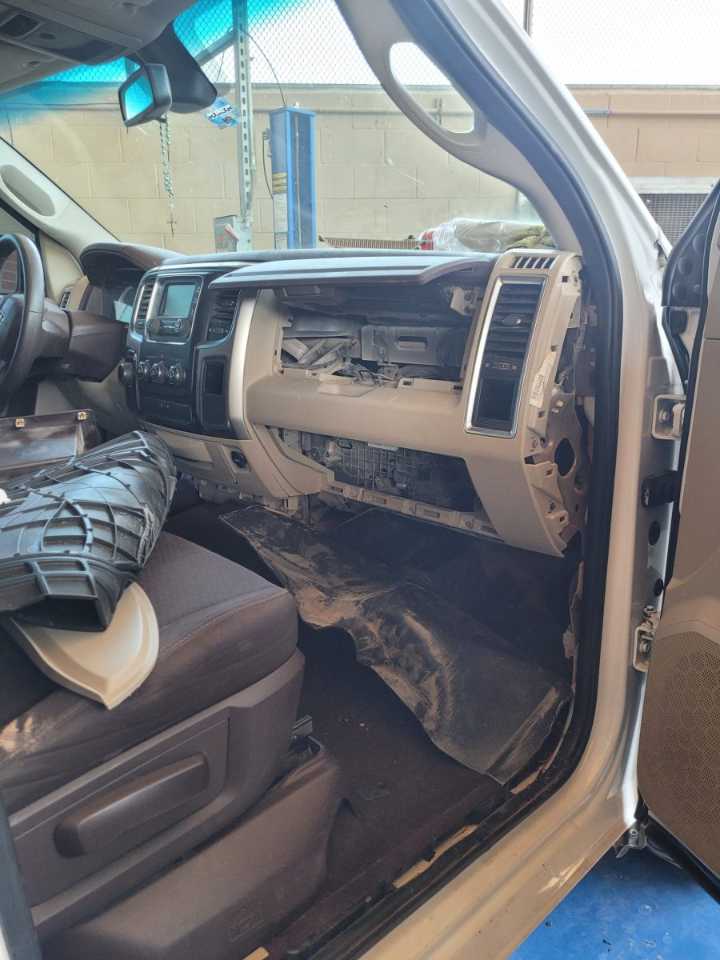 Los oficiales de CBP detienen el intento de contrabando de cocaína en el puerto de Ysleta