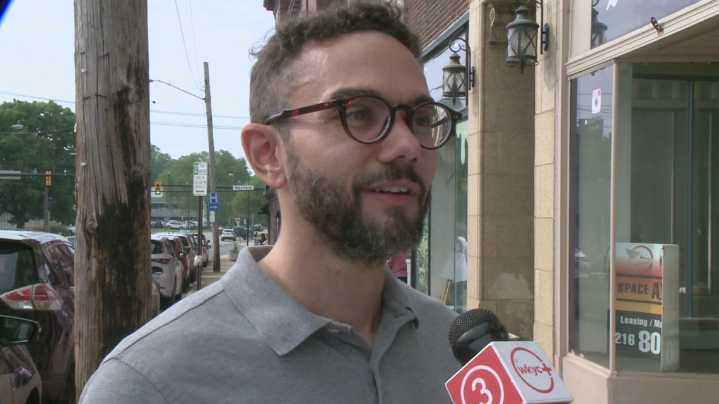Beleaguered Cleveland Heights Mayor Kahlil Seren gathers signatures for reelection campaign