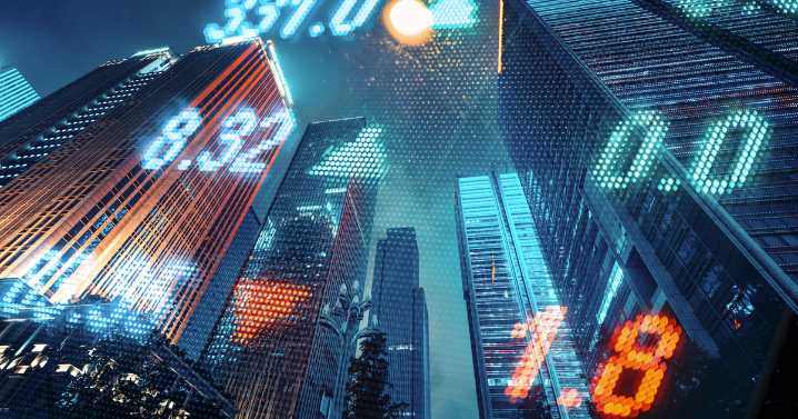 Genesco shares dip on earnings report