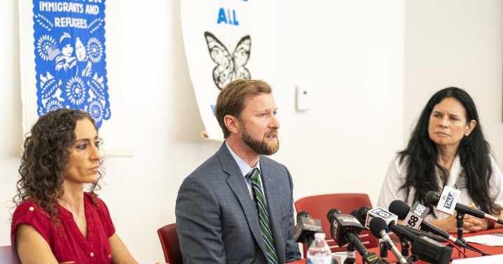 Acusan a un hombre de intentar que deporten a un testigo en su contra con cartas de amenaza a Trump