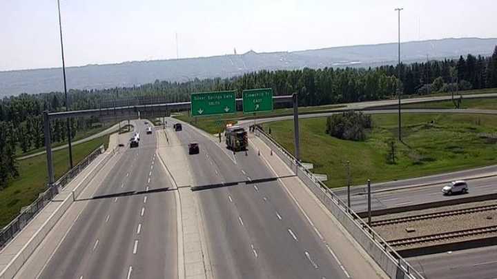 Motorcycle crash shuts down stretch of Crowchild in NW Calgary