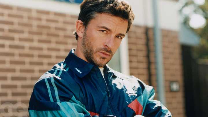 Jonathan Bailey on Jurassic World: Rebirth, Wicked 2, and Richard II