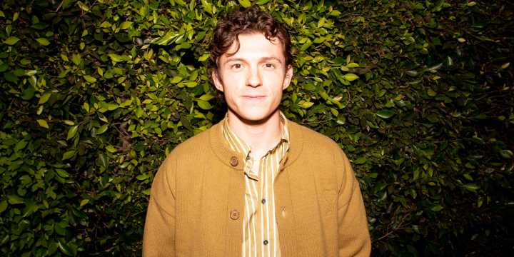Tom Holland Attends Cinespia Screening of ‘Once Upon a Time in Hollywood’ to Hand Out His Non-Alcoholic Beer | Conrad Hilton, Emma Kenney, Harley Quinn Smith, Nick Grigolia, Noah Beck, Once Upon a Tim
