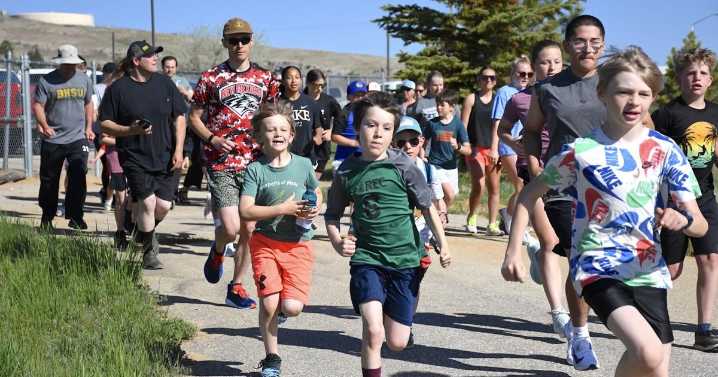 Rawlins residents come out to celebrate Arbor Day