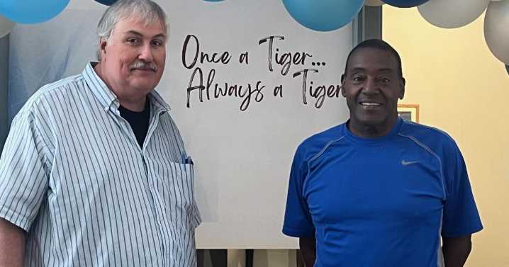 Harpers Ferry Middle bids farewell to two longtime staffers