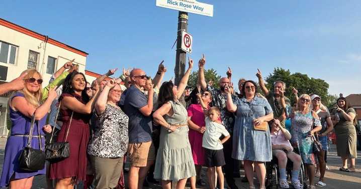 Rick Rose Way unveiled on Queen Street in Niagara Falls