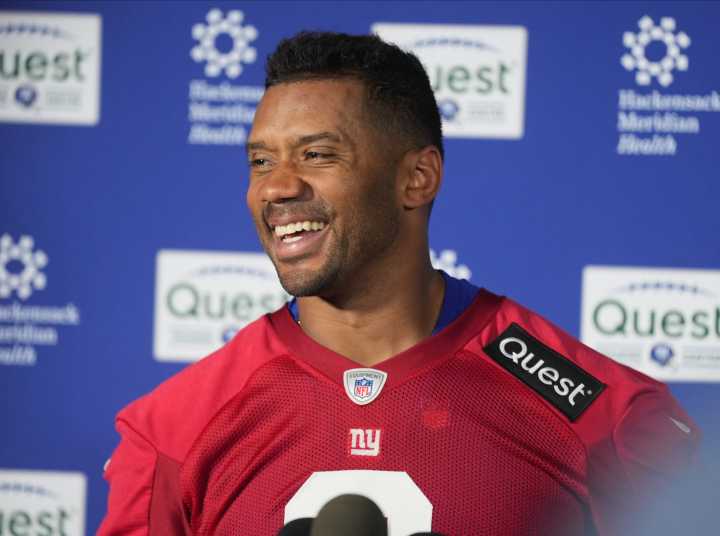 Giants’ Wan’Dale Robinson gushes over new quarterback’s ball placement