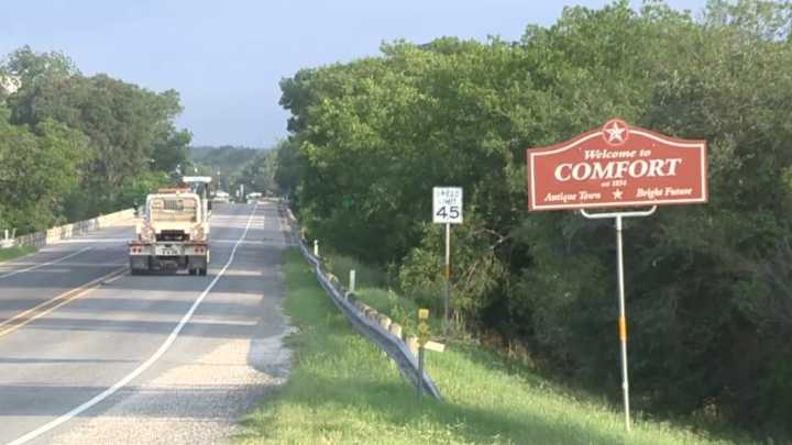 Comfort residents rally against proposed 1,100