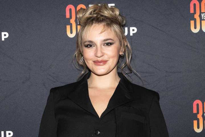 Tim McGraw and Faith Hill's Daughter Gracie Reveals She's Queer