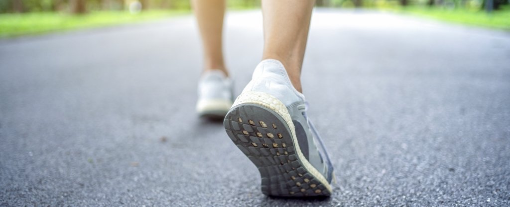 The 'Japanese Walking' Fitness Trend Has Science