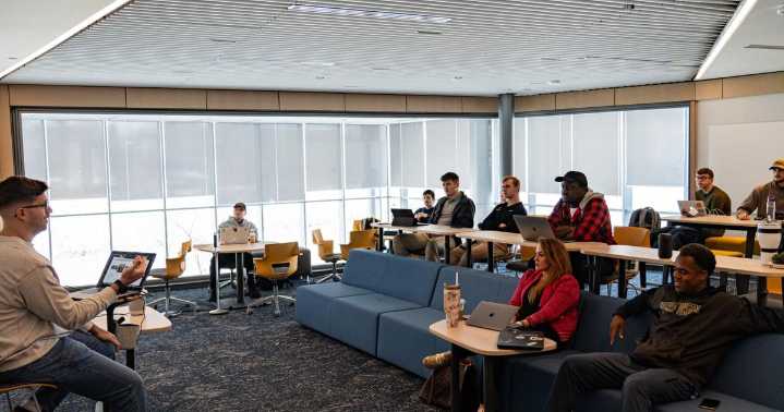 Vantage Ventures adopts business accelerator model to help fledgling West Virginia tech start