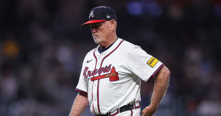 What should manager Brian Snitker do about the Braves, in today's Sports Daily