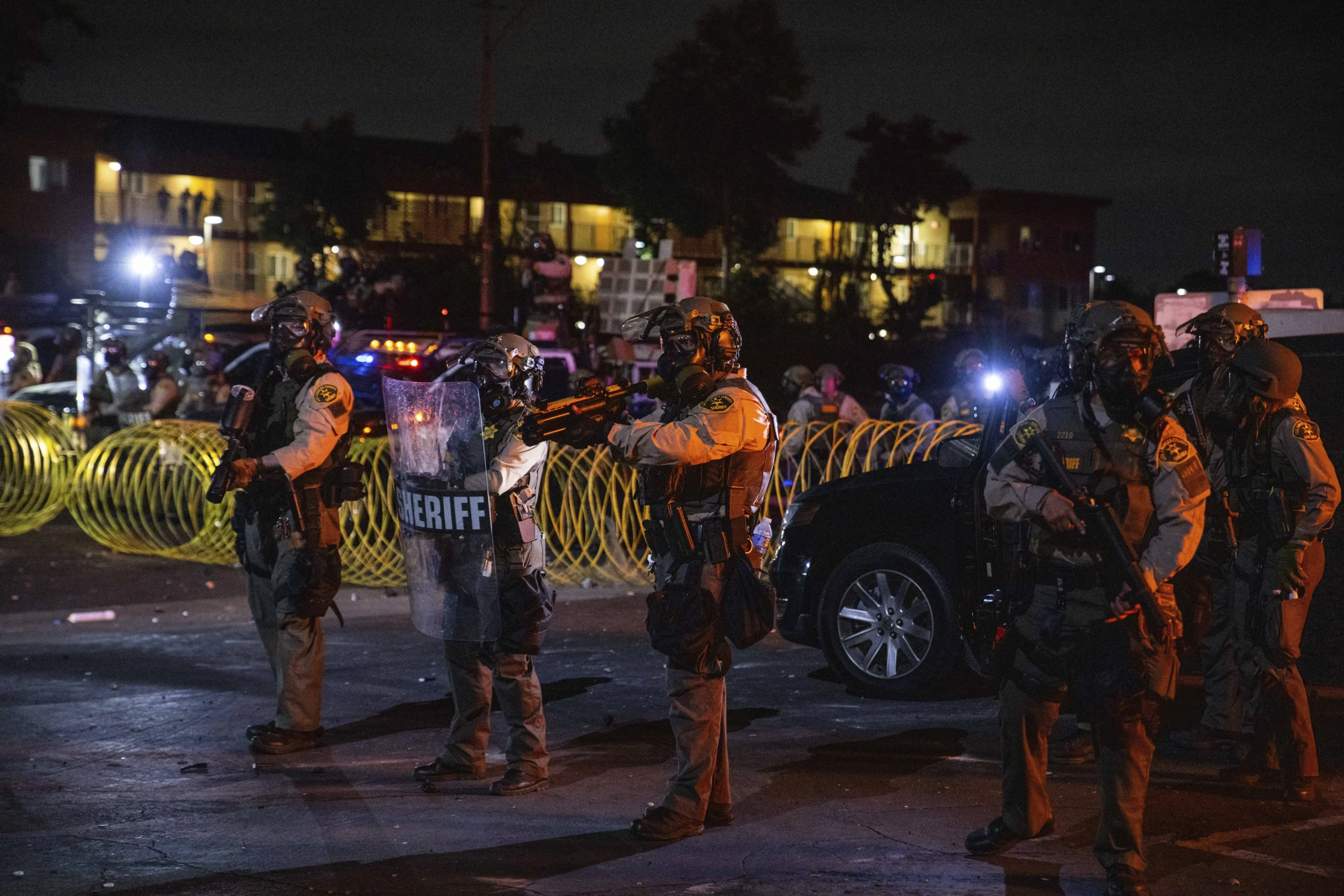 LA anti-ICE riots are latest instance of Democrats ‘on the wrong side’: Joe Concha