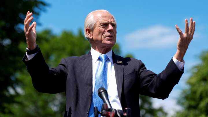 Peter Navarro, el lugarteniente comercial de Trump detrás de la guerra arancelaria: "EEUU está muriendo por culpa de China"