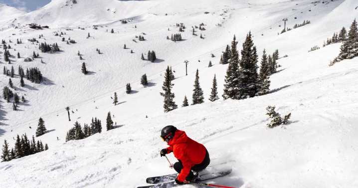 Colorado skier visits 2024-25 winter season report