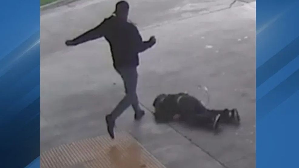Man sentenced to 2 years for assaulting disabled person at convenience store