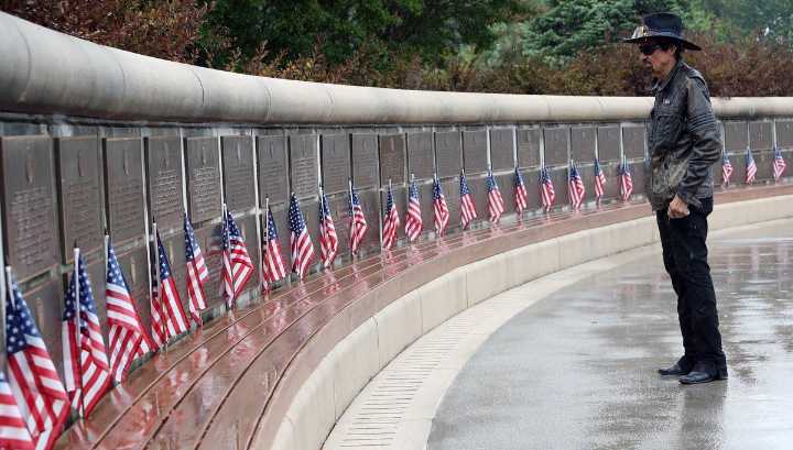 The King of NASCAR Honors America’s Fallen Heroes on the 81st Anniversary of D-Day at Normandy Richard Petty honors D-Day heroes on its 81st anniversary, reminding fans of the courage and sacrifice be