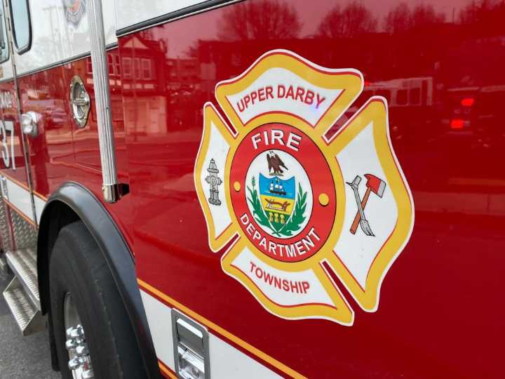 Crews make quick work of house fire in Upper Darby