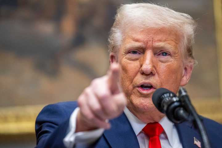 Trump signs proclamation banning travel from 12 countries