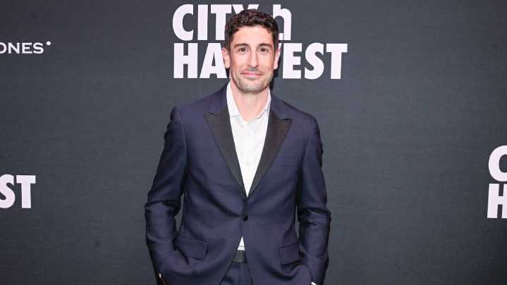 Jason Biggs Details the Moment He Hit 'Rock Bottom' in His Addiction Battle