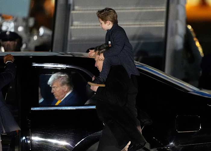 Vance says Musk making a 'huge mistake' in going after Trump but also tries to downplay the attacks