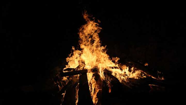 Why Did Humans Start Using Fire? New Theory Suggests It Wasn't To Cook Food