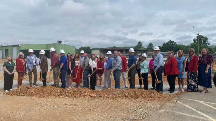 LaCroix Precision Optics announces $13.8M expansion, creating 107 jobs in Batesville