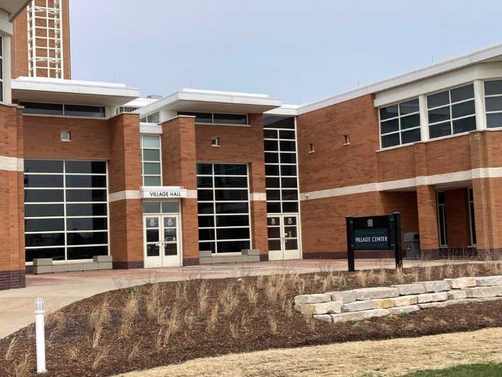 Orland Park 'civility pledge' raises free speech concerns