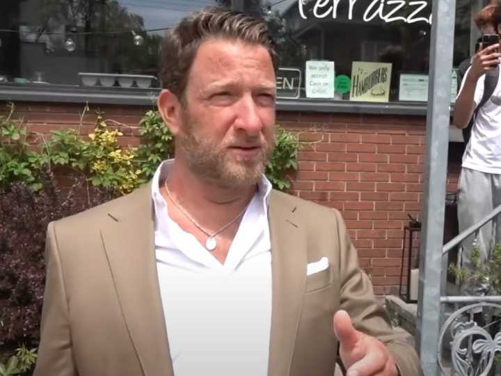 Man yells 'F--- the Jews!' at Dave Portnoy reviewing pizza in Toronto