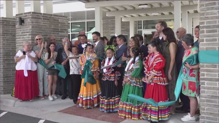 Del Valle Health Center opens to boost community care