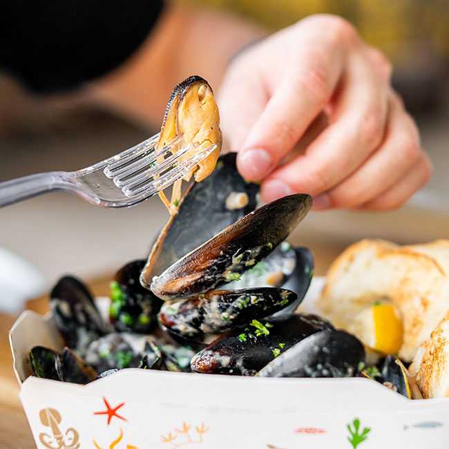 10 ‘Incredibly’ Anti-Aging Foods You’re Probably Ignoring