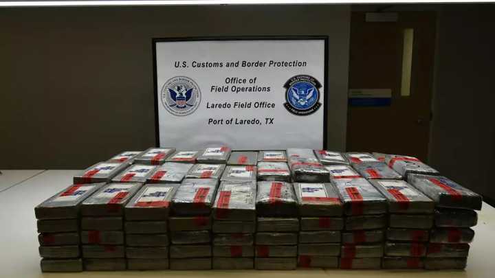 Oficiales de CBP descubren millonario cargamento de cocaína en puente de Laredo
