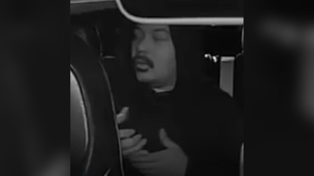Bronx suspect wanted for stabbing 39-year-old man to death escaped in cab