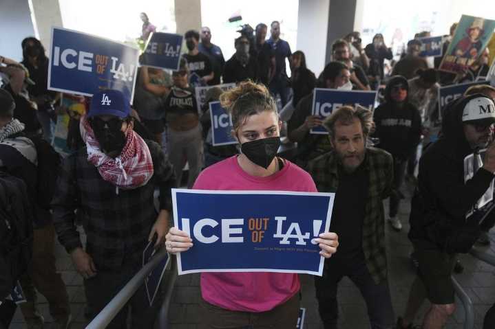Immigration authorities extend activity in Los Angeles area amid street protests