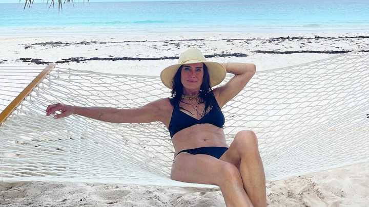 Brooke Shields celebrates 60th birthday with beach getaway