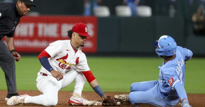 Garcia homers as the Royals beat the Cards 7
